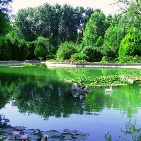 image parandegan-park-in-isfahan-iran-jpg