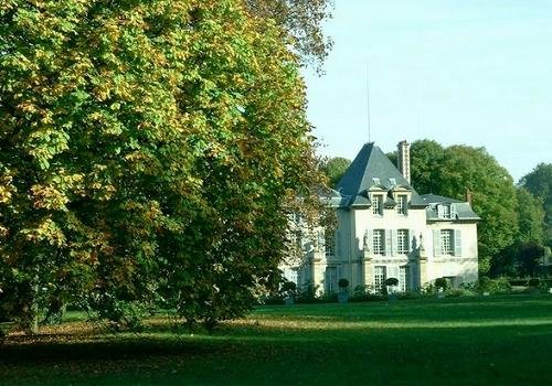 image mansion-in-mazanderan-northern-iran-jpg